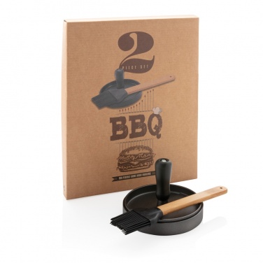 Logotrade Firmengeschenke das Foto: Grillset mit Hamburgerpresse und Marinadenpinsel