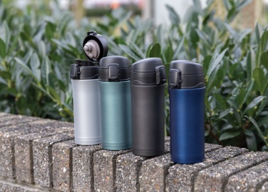 Logo trade promotional gift photo of: Metallic easy lock vacuum mug