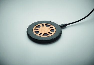Logo trade promotional giveaways image of: Wireless charger 15W