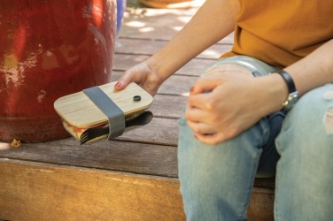 Logotrade firmakingituse foto: Klaasist lõunakarp bambusest kaanega