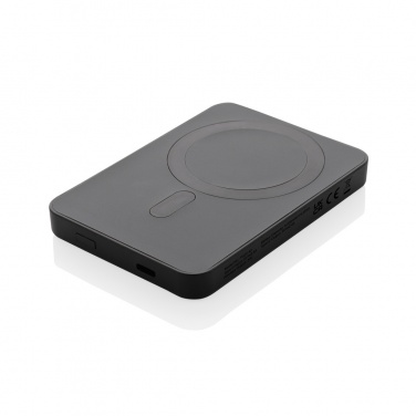 Logo trade reklaamtoote pilt: Magnetix RCS taaskasutatud plastist 5000 mah magnetjõupank