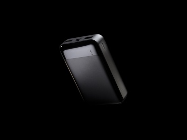 Logotrade meened pilt: RCS-standardi taaskasutatud plastist 10 000 mAh akupank