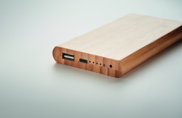 Logotrade reklaamkingituse foto: 6000 mAh bambusest akupank