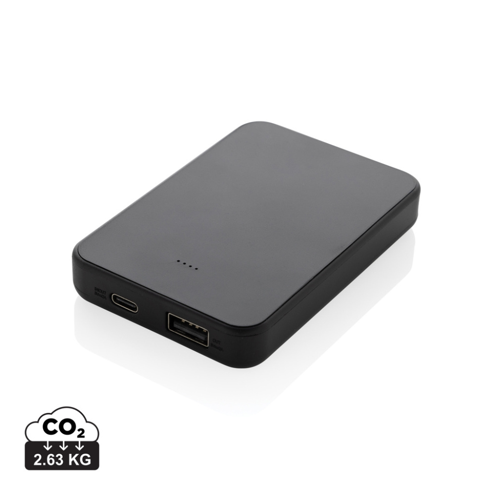 Logo trade firmakingitused foto: Boostcore RCS taaskasutatud plastist akupank 5000 mAh USB C-ga