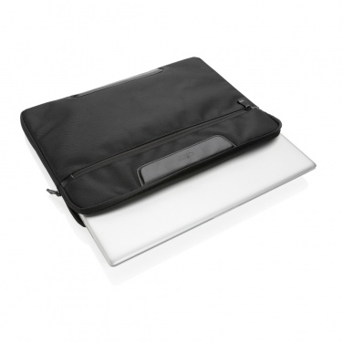 Logotrade liikelahjat mainoslahjat tuotekuva: Swiss Peak AWARE™ RPET Voyager 15.6" tietokonetasku