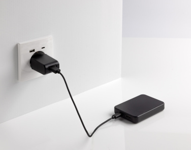 Logo trade mainoslahjat ja liikelahjat kuva: Boostcore RCS virtalähde 5.000mAh USB C:llä varustettuna