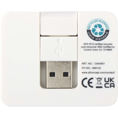 Лого трейд pекламные cувениры фото: Gaia 4-портовый USB-концентратор с выходом USB-A и Type-C и двойным входом — изготовлен из переработанного пластика