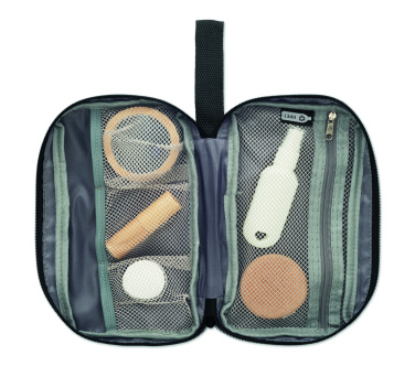 Логотрейд бизнес-подарки картинка: Toiletry bag 600D RPET