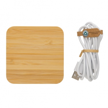 Logotrade kampanjprodukter bild: 10W trådlös laddare i bambu med USB portar