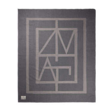 Logotrade presentreklam bild: VINGA Monogram GRS pläd