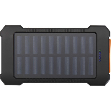 Logotrade reklamprodukter bild: Altair 5 000 mAh 10 W robust solcellsbank av återvunnen plast med inbyggd ficklampa