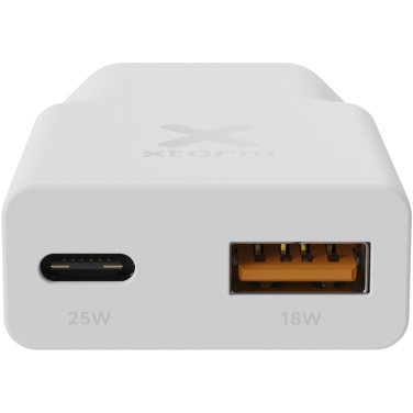 Logotrade kampanjprodukter bild: Xtorm XG2SL025 Go2 SlimLine 25 W laddare