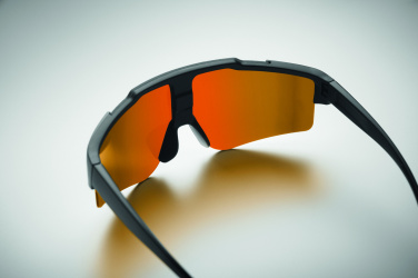 Logotrade kampanjprodukter bild: Sportsolglasögon spegelglas