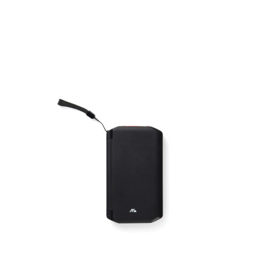 Logotrade profilprodukter bild: Nordic Drift Titan 10.000 mAh solcells-powerbank med 3 panel