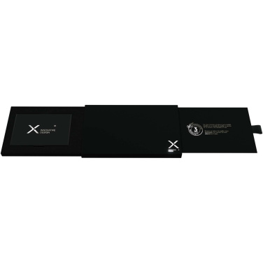 Logotrade kampanjprodukter bild: SCX.design P22 ultraslim magnetisk powerbank på 5 000 mAh